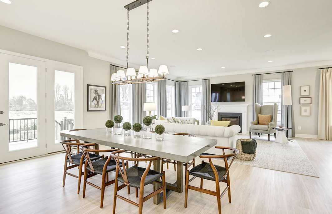 Meadowbrook-Farm-Gallery-Diningroom