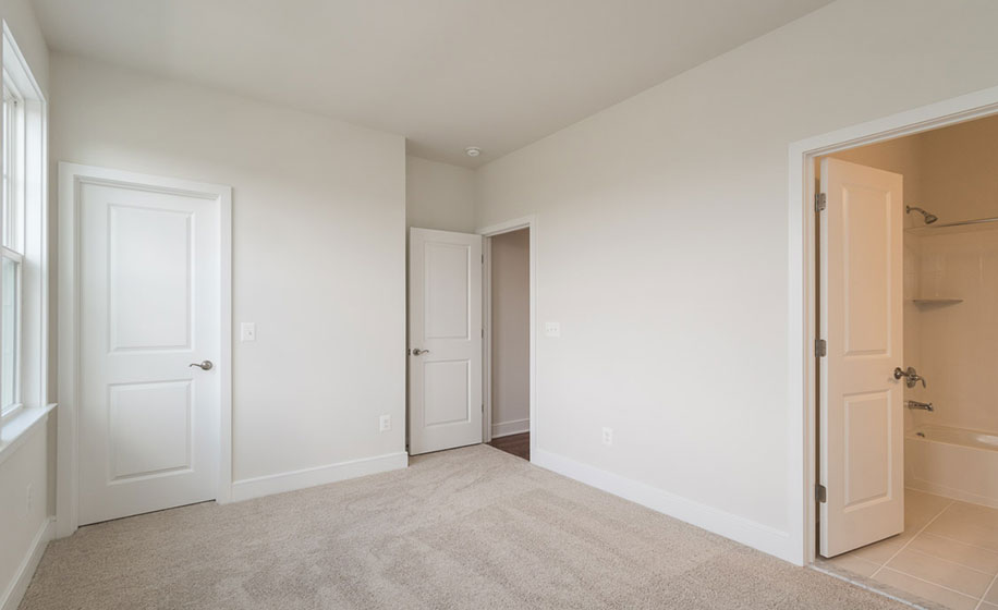 Grandin II - Bedroom